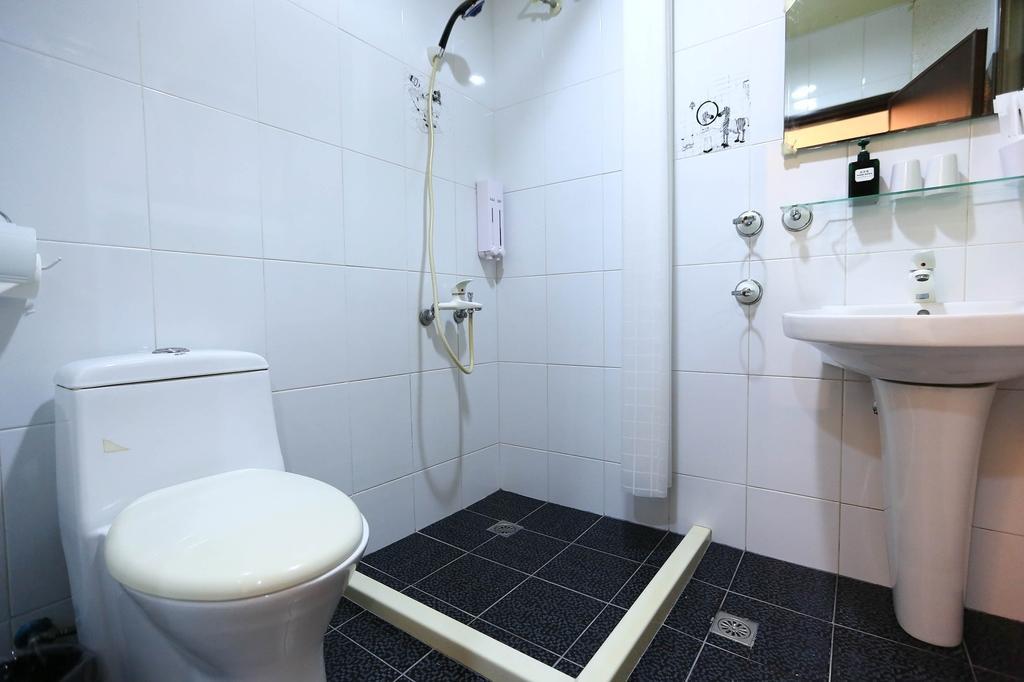 Mei Lodge Taipei Eksteriør bilde